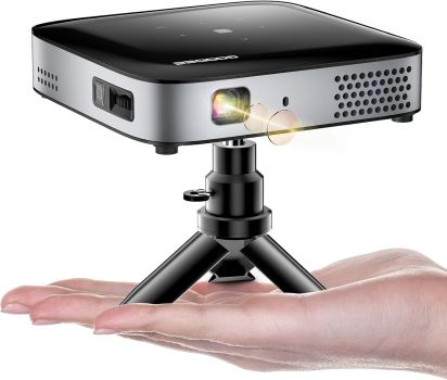 Image GooDee WiFi Bluetooth Mini Projector